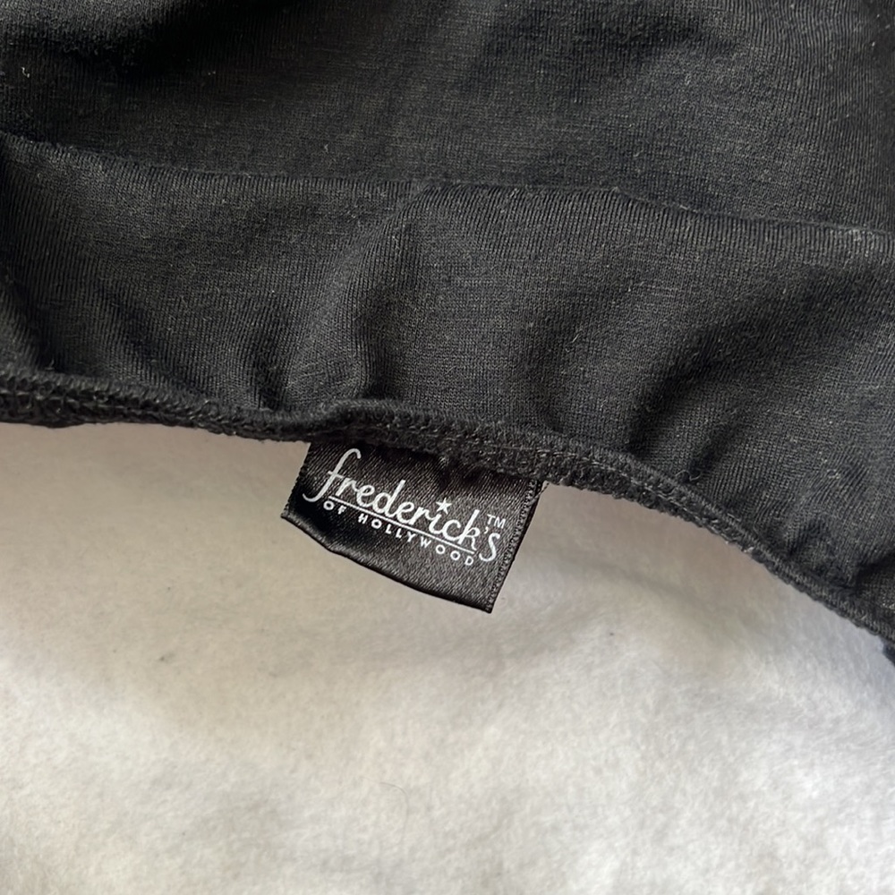 Fredericks of Hollywood XS halter top - Picture 8 of 8
